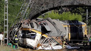 خروج قطار از ریل در اسپانیا چهار کشته و ۴۷ زخمی برجای گذاشت