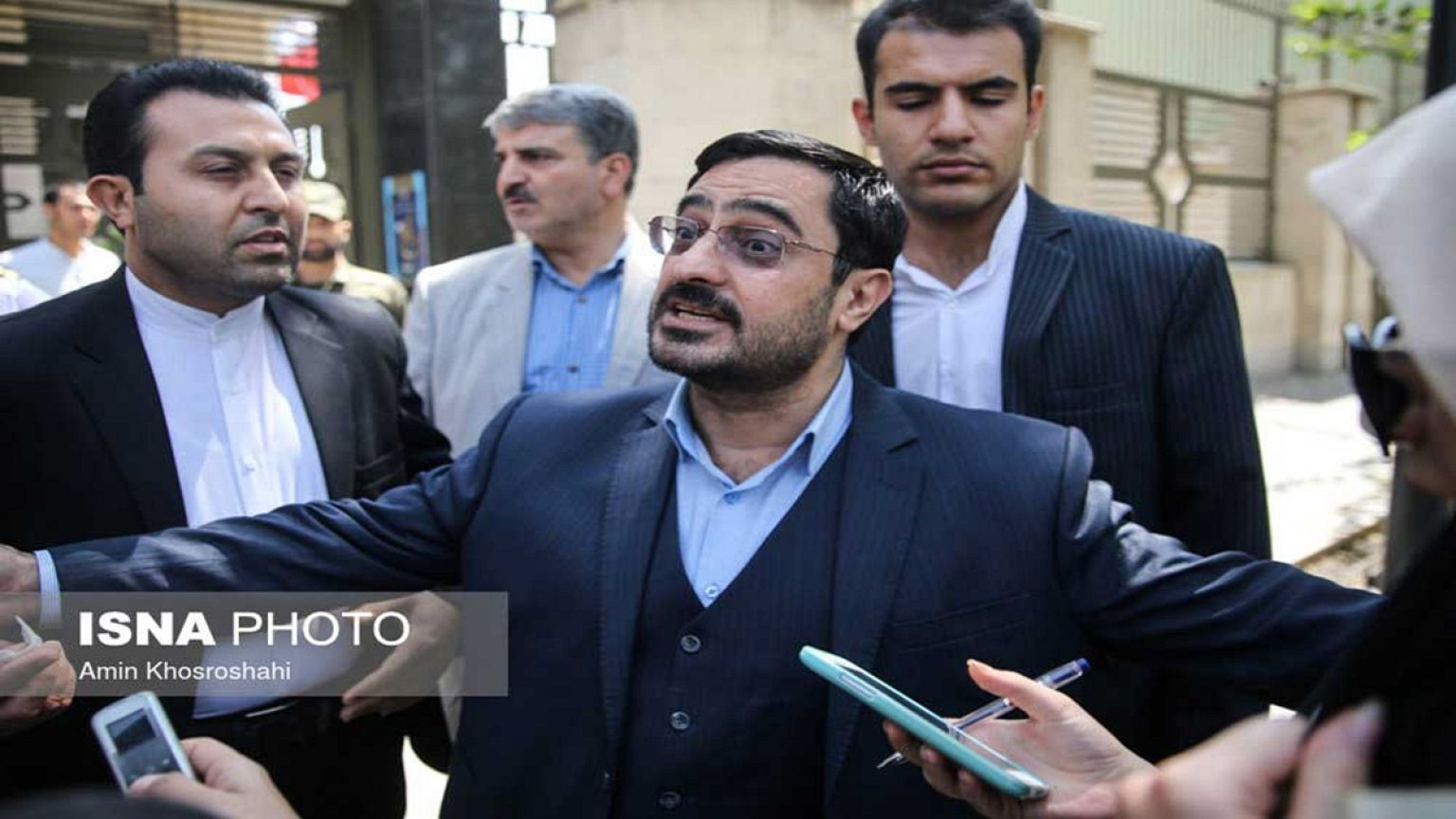 عذرخواهی سعید مرتضوی از خانواده های جانباختگان زندان کهریزک