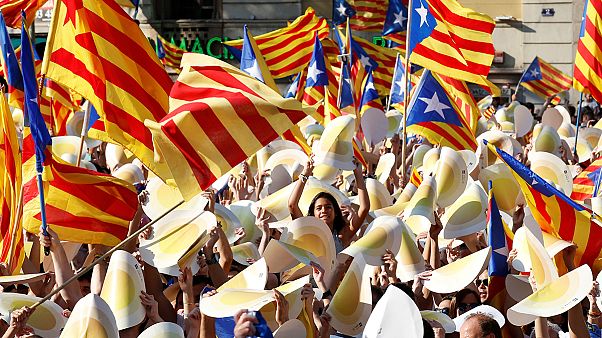 Spanien: 500.000 demonstrieren in Barcelona für katalanische Unabhängigkeit Spanien: 500.000 demonstrieren in Barcelona für katalanische Unabhängigkeit