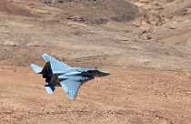 Сирийские военные заявили, что сбили самолет израильских ВВС. Израиль отрицает