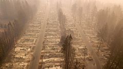 Image: TOPSHOT-US-FIRE-environment-CALIFORNIA-WEATHER