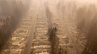 Image: TOPSHOT-US-FIRE-environment-CALIFORNIA-WEATHER