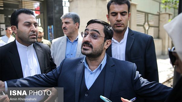واکنشها به ابراز پشیمانی مرتضوی از وقایع کهریزک؛ «دادستان سابق پشیمان نیست» واکنشها به ابراز پشیمانی مرتضوی از وقایع کهریزک؛ «دادستان سابق پشیمان نیست»