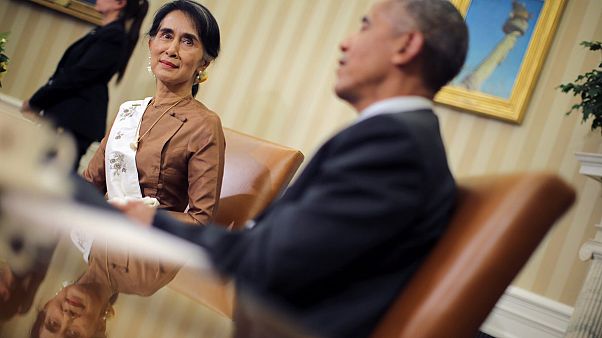 EEUU restituirá los beneficios comerciales a Myanmar tras la visita de Aung San Suu Kyi EEUU restituirá los beneficios comerciales a Myanmar tras la visita de Aung San Suu Kyi