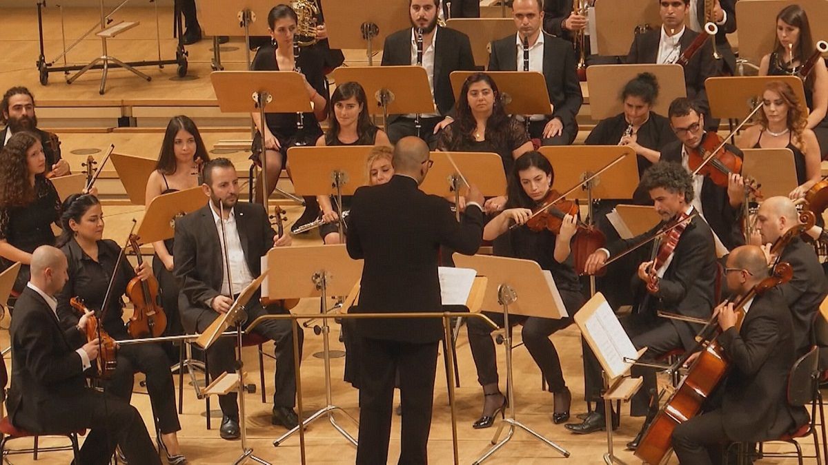 Suriye Göçmen Filarmoni Orkestrası Avrupa turnesinde