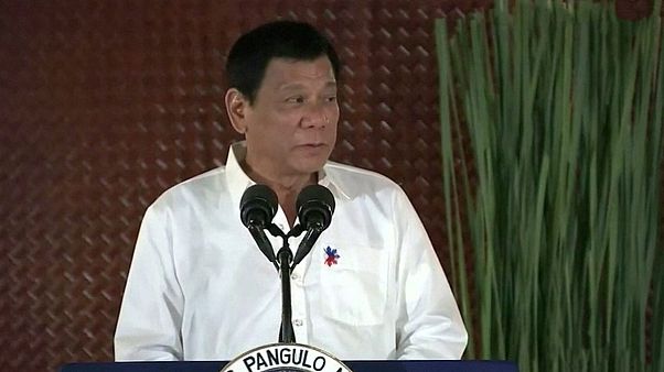 Profikiller bezichtigt philippinischen Präsidenten Duterte des Mordes Profikiller bezichtigt philippinischen Präsidenten Duterte des Mordes