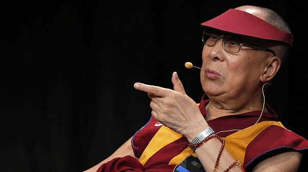 Dalai Lama pede ao Parlamento Europeu que não esqueça o Tibete nos contactos com Pequim Dalai Lama pede ao Parlamento Europeu que não esqueça o Tibete nos contactos com Pequim