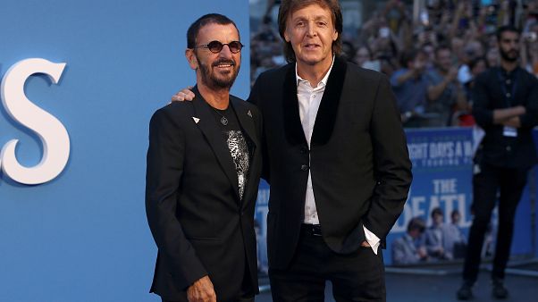 A Beatles legszebb éveiről készült film premierjén megjelent Paul McCartney és Ringo Starr is A Beatles legszebb éveiről készült film premierjén megjelent Paul McCartney és Ringo Starr is
