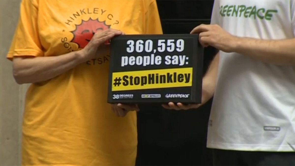 Tiltakozás a Hinkley Point atomerőmű ellen