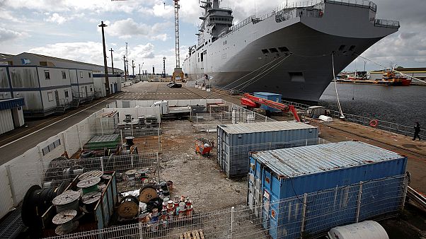 Francia entrega a Egipto el segundo de los portahelicópteros Mistral que inicialmente estaban destinados a Rusia Francia entrega a Egipto el segundo de los portahelicópteros Mistral que inicialmente estaban destinados a Rusia