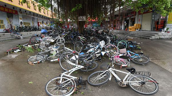 El tifón Meranti deja un rastro de destrucción a su paso por China El tifón Meranti deja un rastro de destrucción a su paso por China