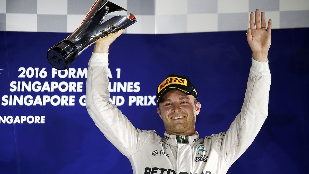 Rosberg wins Singapore Grand Prix to lead F1 standings