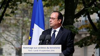 Γαλλία: Περισσότερους πόρους για την καταπολέμηση της τρομοκρατίας θα διαθέσει ο Ολάντ