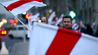 Bielorrússia: raro protesto para pedir mudança na bandeira