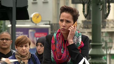 EU answers call to scrap 'no roaming fees' time limit