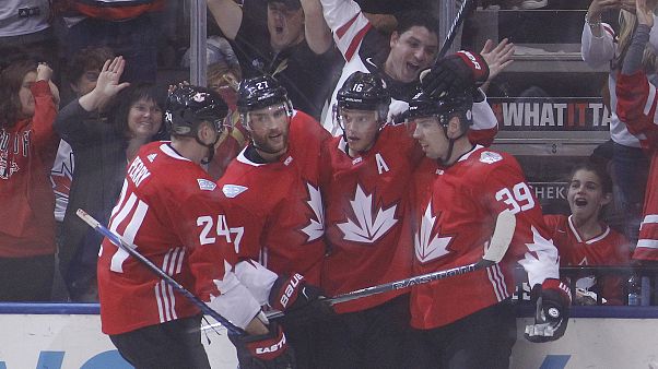 Hóquei em gelo: Canadá soma e segue na Taça do Mundo Hóquei em gelo: Canadá soma e segue na Taça do Mundo