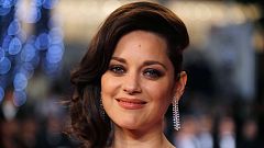 Marion Cotillard distancia-se do divórcio Jolie-Pitt com revelação pessoal