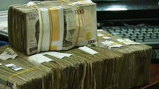 Nijerya: Hükümet hiç vergi ödemeyen 700 bin şirket ve 10 milyon kişinin peşinde Nijerya: Hükümet hiç vergi ödemeyen 700 bin şirket ve 10 milyon kişinin peşinde