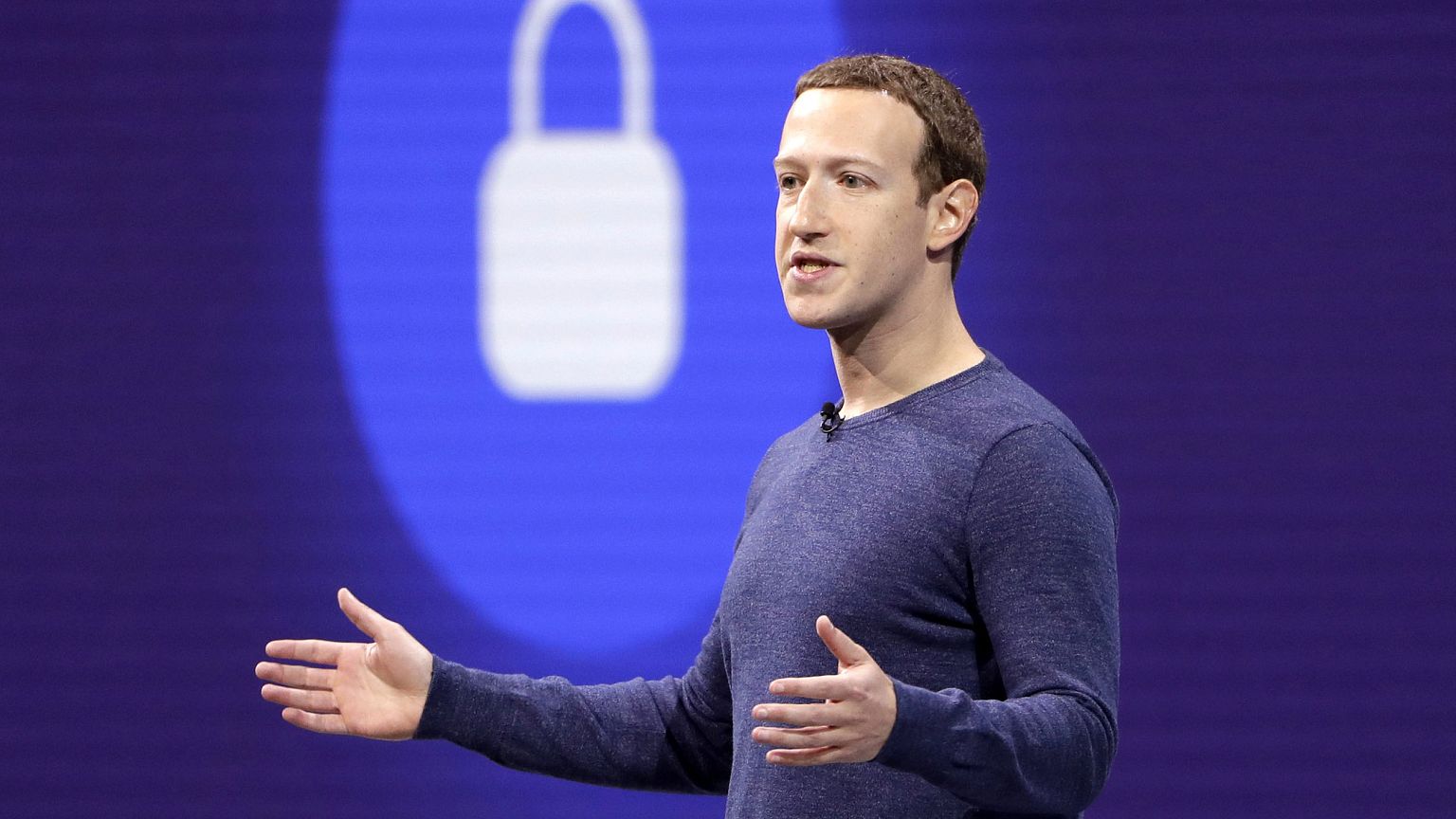 Image: Facebook CEO Mark Zuckerberg makes the keynote speech