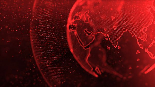 مقتل أربعة أشخاص داخل احد المراكز التجارية بولاية واشنطن الأميركية مقتل أربعة أشخاص داخل احد المراكز التجارية بولاية واشنطن الأميركية