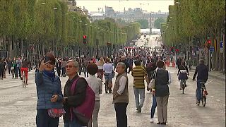 Paris cadde ve sokakları 'bir günlüğüne yayaların' oldu