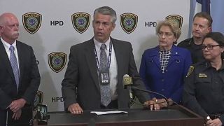 Polícia investiga motivos que levaram um advogado a abrir fogo sobre os transeuntes em Houston