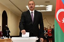 Aserbaidschan stärkt Präsidentenfamilie Aliyew