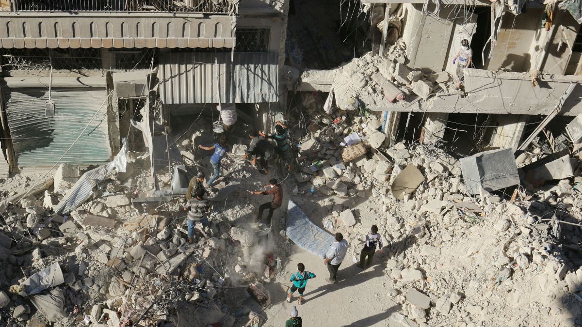 "Nowhere to hide" - volunteer describes conditions inside Aleppo