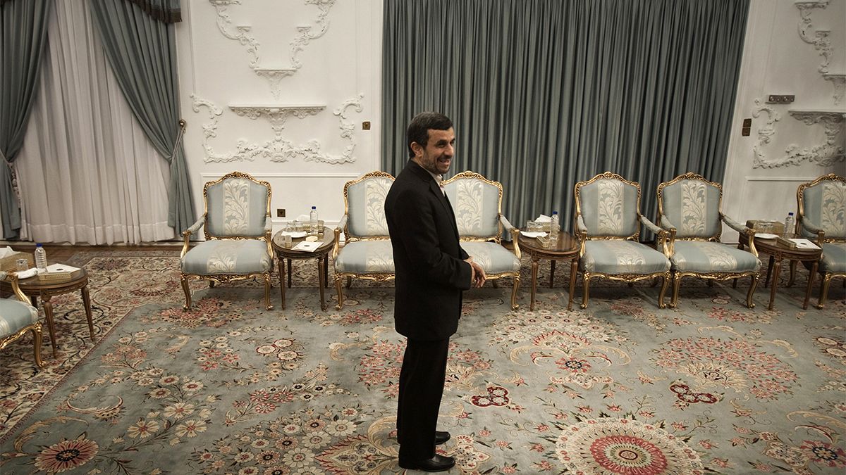 همراه با یورونیوز؛ رقابت‌های انتخاباتی ۹۶ بدون محمود احمدی‌نژاد چگونه خواهد بود؟