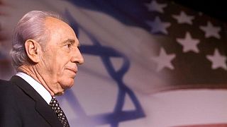 Shimon Peres "deixa" muro de betão na fronteira entre Israel e a Palestina