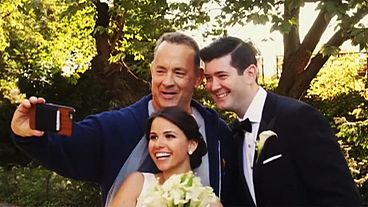 Casal de noivos apanha Tom Hanks em Central Park