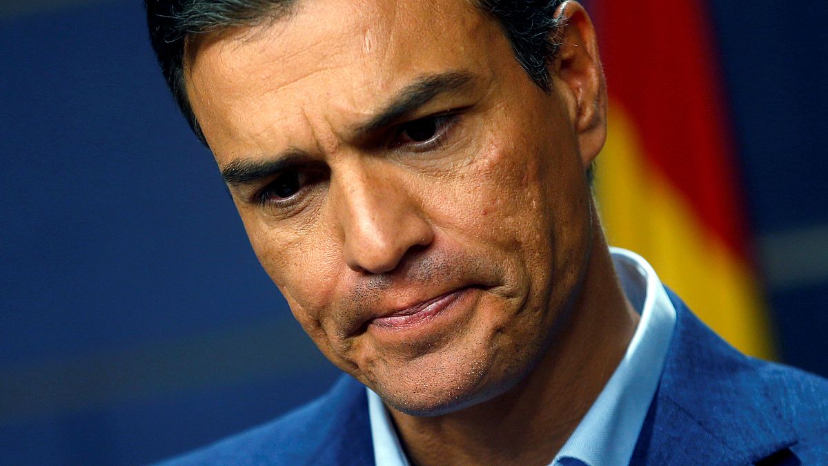 Spagna: partito socialista diviso, Sanchez rifiuta di dimettersi