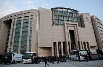İstanbul'da adliye ve cezaevlerinde operasyon