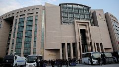 Τουρκία: Νέες συλλήψεις και «μαύρο» σε μέσα ενημέρωσης