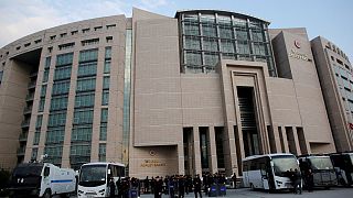 Turkey raids courthouses and jails in post-coup purge