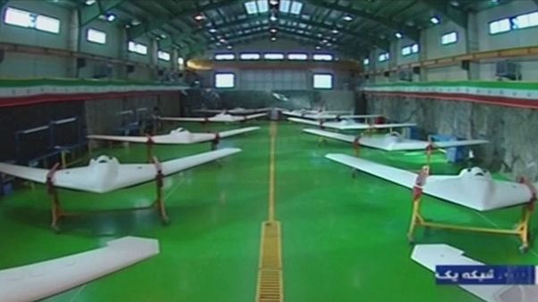 L'Iran presenta un drone da guerra simile a esemplare statunitense L'Iran presenta un drone da guerra simile a esemplare statunitense