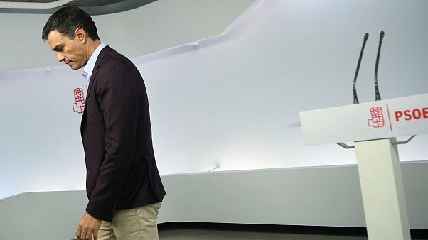 Se consuma la crisis más grave de la historia del Partido Socialista español con la dimisión de su líder Se consuma la crisis más grave de la historia del Partido Socialista español con la dimisión de su líder