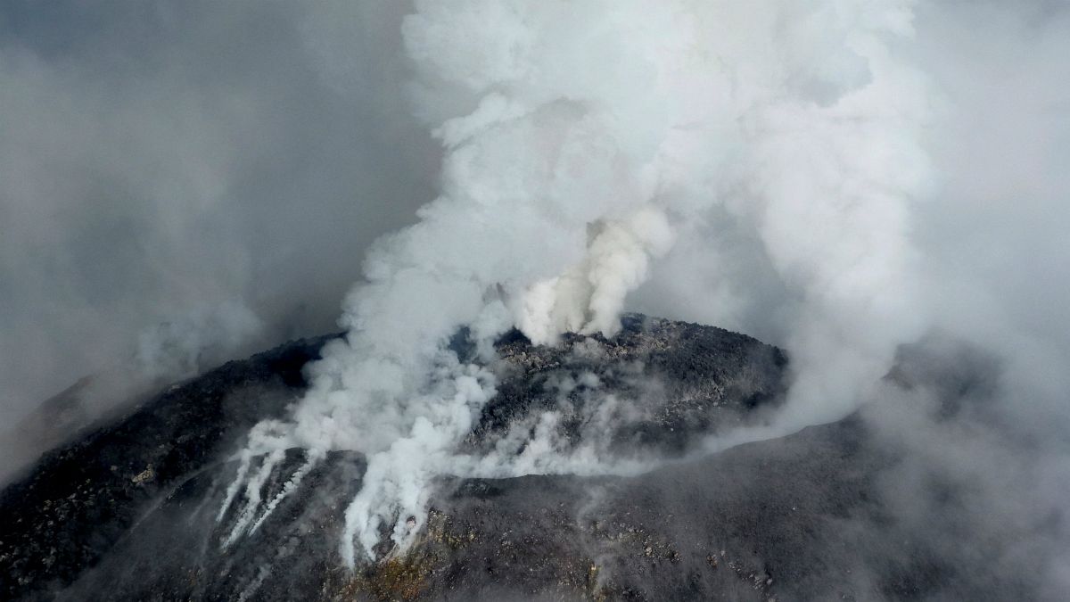 Vulkan Colima in Mexiko ausgebrochen