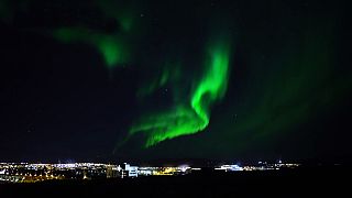 Dazzling Northern Lights display takes place over Reykjavik