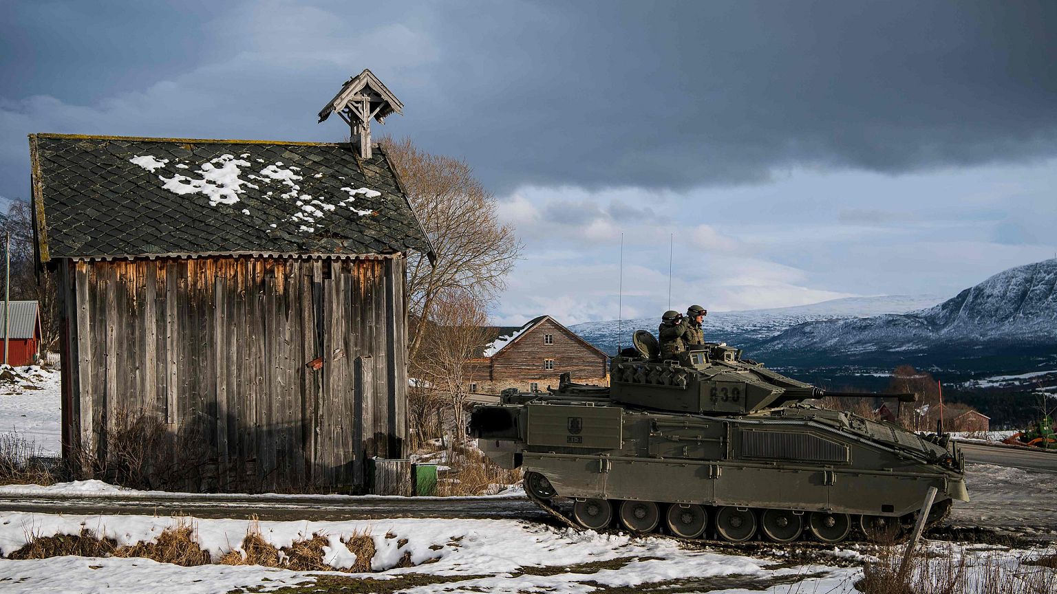 Image: Spanish soldiers in a Pizarro tank as part of the Trident Juncture 2