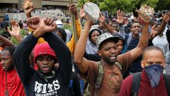 Südafrika: Polizei geht mit Tränengas und Blendgranaten gegen Studenten vor