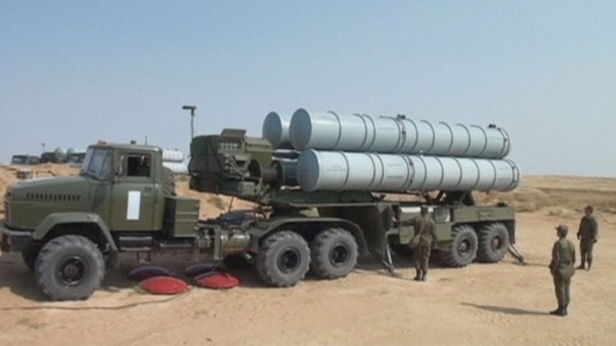 Rússia envia míssil S-300 para a Síria