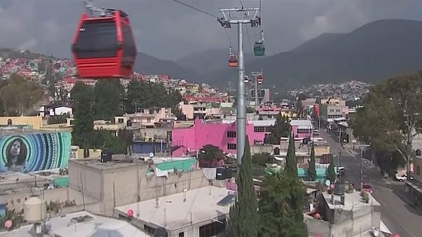 Mexikó: kabinos felvonókat használnak a tömegközlekedésben Mexikó: kabinos felvonókat használnak a tömegközlekedésben