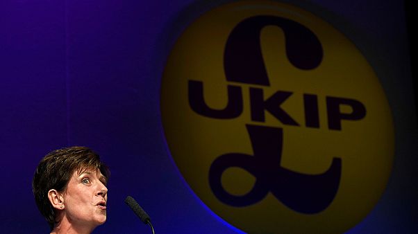 Βρετανία: Πάλι «ακέφαλο» το UKIP - Παραιτήθηκε η Νταϊάν Τζέιμς, 18 μέρες μετά την εκλογή της Βρετανία: Πάλι «ακέφαλο» το UKIP - Παραιτήθηκε η Νταϊάν Τζέιμς, 18 μέρες μετά την εκλογή της