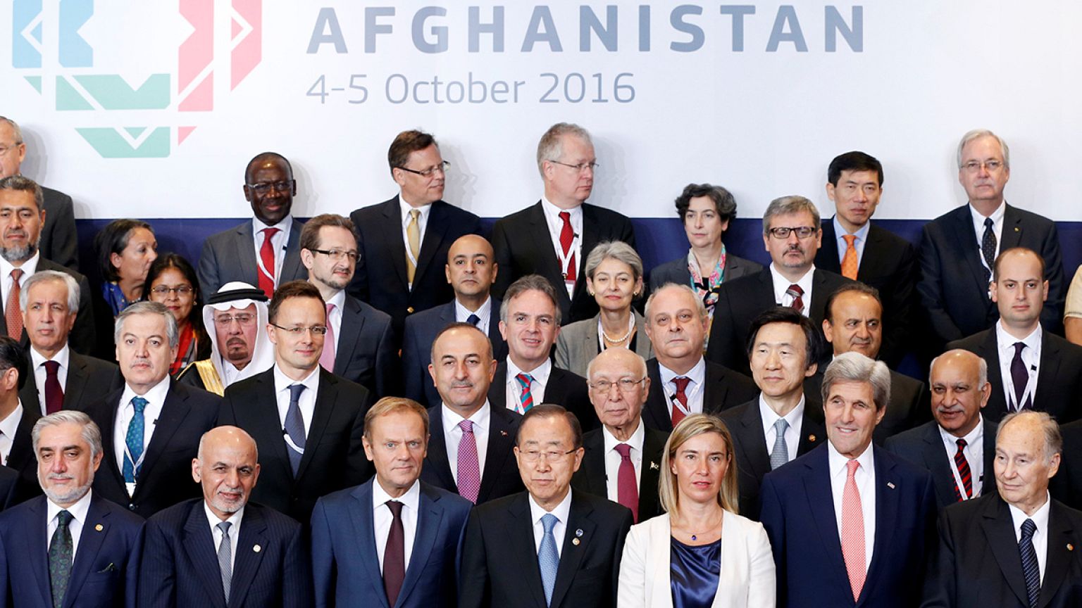 Afghanistan-Gipfel: Milliardenzusagen und Reformforderungen