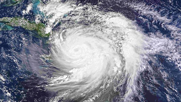 El huracán Matthew abandona Cuba y Haití y se dirige hacia Bahamas y el sur de Florida El huracán Matthew abandona Cuba y Haití y se dirige hacia Bahamas y el sur de Florida
