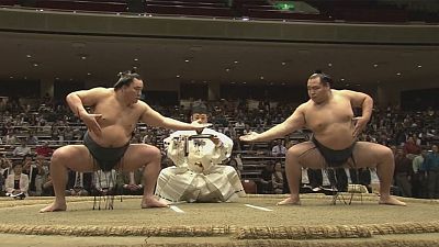 Spectacle de sumo à Tokyo
