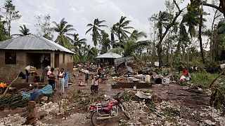 Hundreds dead in Haiti as Hurricane Matthew sweeps towards Florida