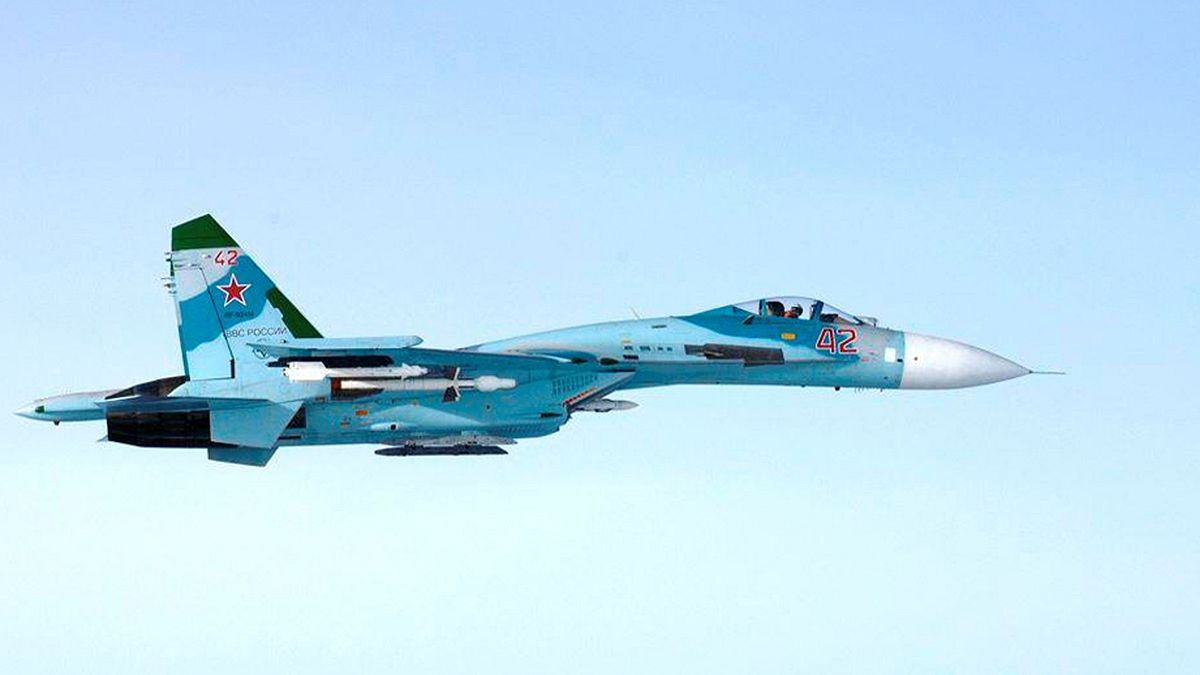 Estónia e Finlândia acusam caças russos de violarem espaço aéreo