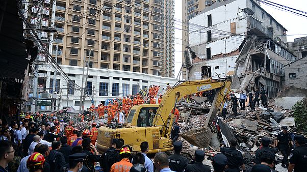 Çin'de 4 bina çöktü: En az 17 ölü Çin'de 4 bina çöktü: En az 17 ölü